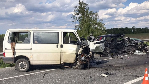 На Чернігівщині зіштовхнулися дві автівки – один із водіїв та пасажири у лікарні