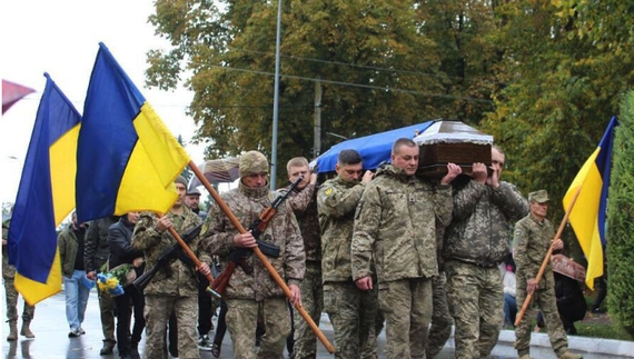 Прощання із Олександром Горовим. Фото Ічнянська міська рада.