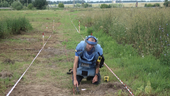 У Ягідному працюють демінери швейцарського фонду