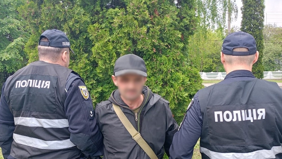 На Чернігівщині чоловік зарізав пенсіонерку - не позичила грошей