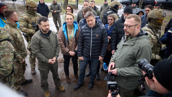 Зеленський на Чернігівщині: побував у ягіднянському підвалі та госпіталі