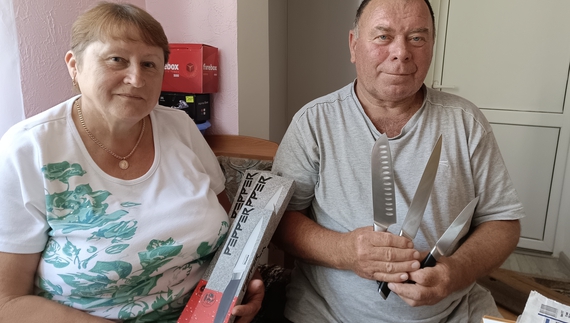 Катерина та Володимир Бойки з ножами, Варвинська громада
