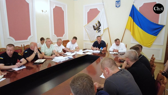 8 липня у Чернігівській міськраді відбулась нарада за участі начальника МВА Дмитра Брижинського