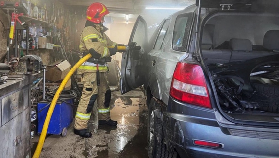 У громадах на Чернігівщині горіли декілька автомобілів: що відомо