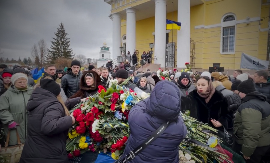 Прощання із захисниками, які служили в батальйоні «Вовки Да Вінчі». Фото: Суспільне Чернігів