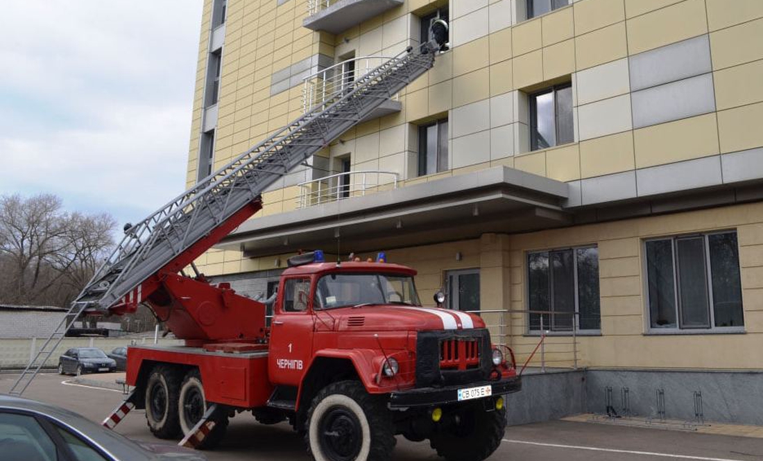 У Чернігові сталася пожежа готелю, але несправжня