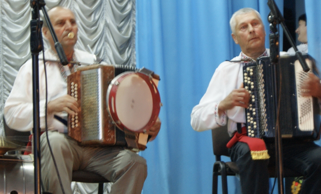 Анатолій Зелений, чоловік-оркестр зі Старої Басані. Виступав у дуеті з Михайлом Єрепом