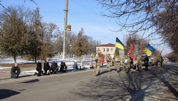 У Сновській громаді попрощались із загиблим бійцем ЗСУ