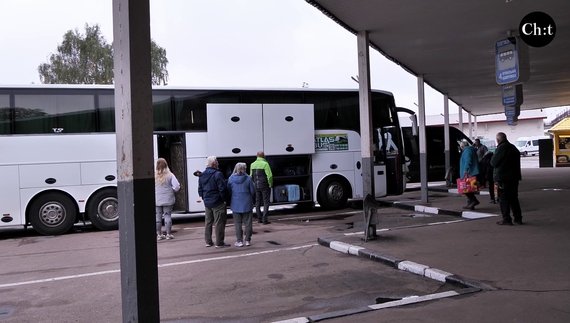 З цієї автостанції можна дістатися багато куди по області, по Україні і навіть Європі