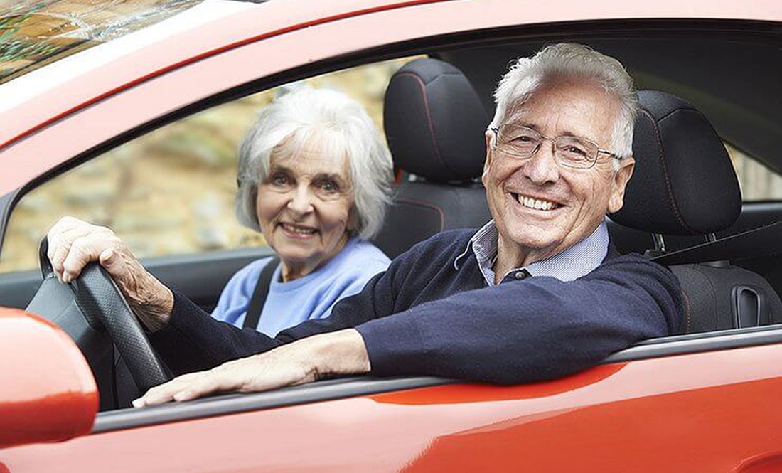 Пільгова автоцивілка для пенсіонерів 2026: ціна зі знижкою 50%