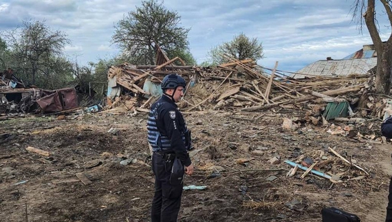 Внаслідок авіаудару по чернігівському прикордонню травмовано трьох поліцейських