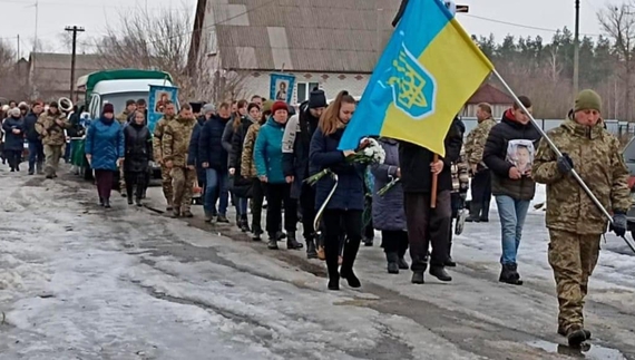 На Чернігівщині поховали солдата, який загинув біля Дружби на Донеччині