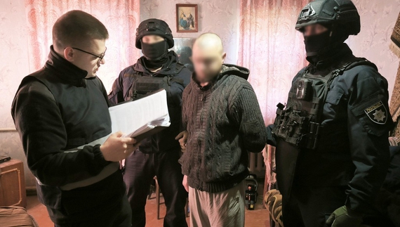Сімейний наркобізнес на Чернігівщині: батько та син серед затриманих дилерів