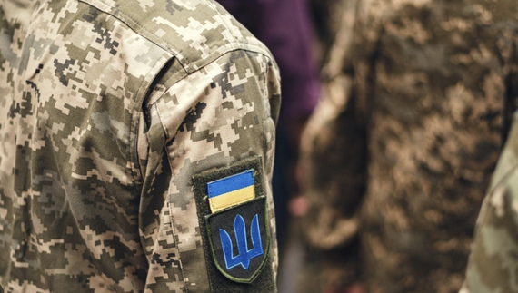 На Чернігівщині працівник ТЦК обміняв відстрочку на меблі