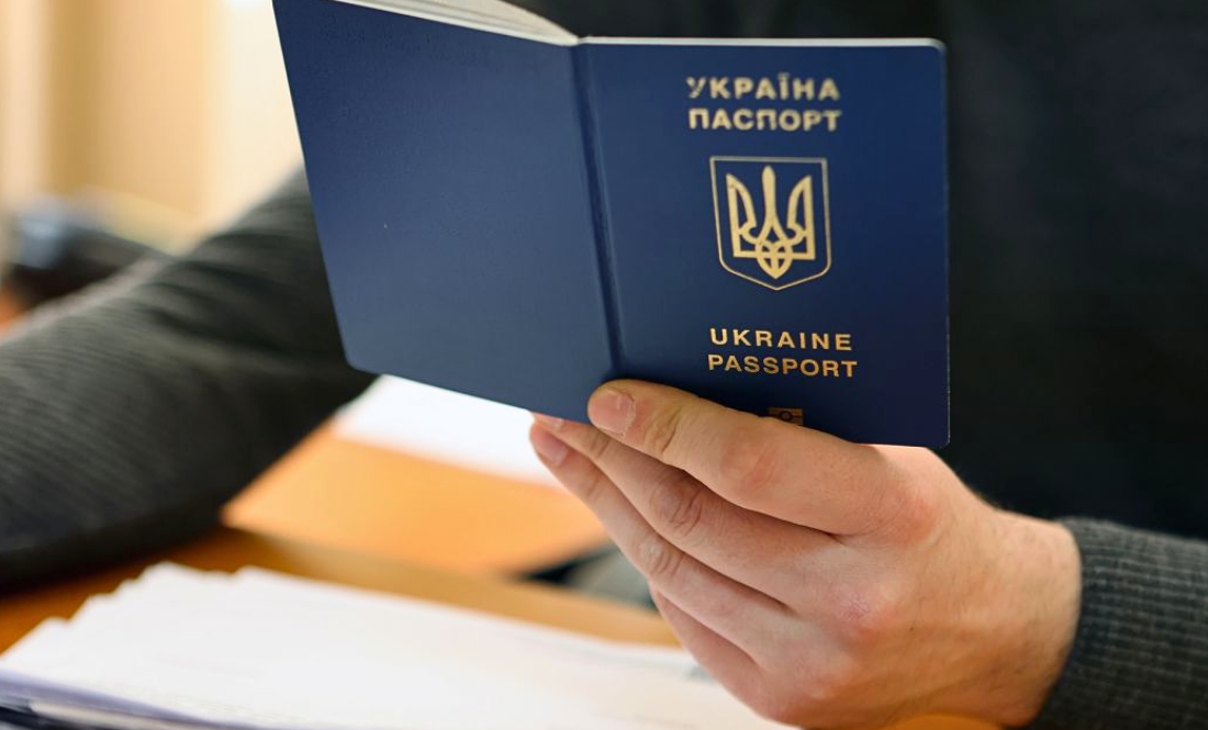 У Чернігові відновили паспорт громадянина України захиснику