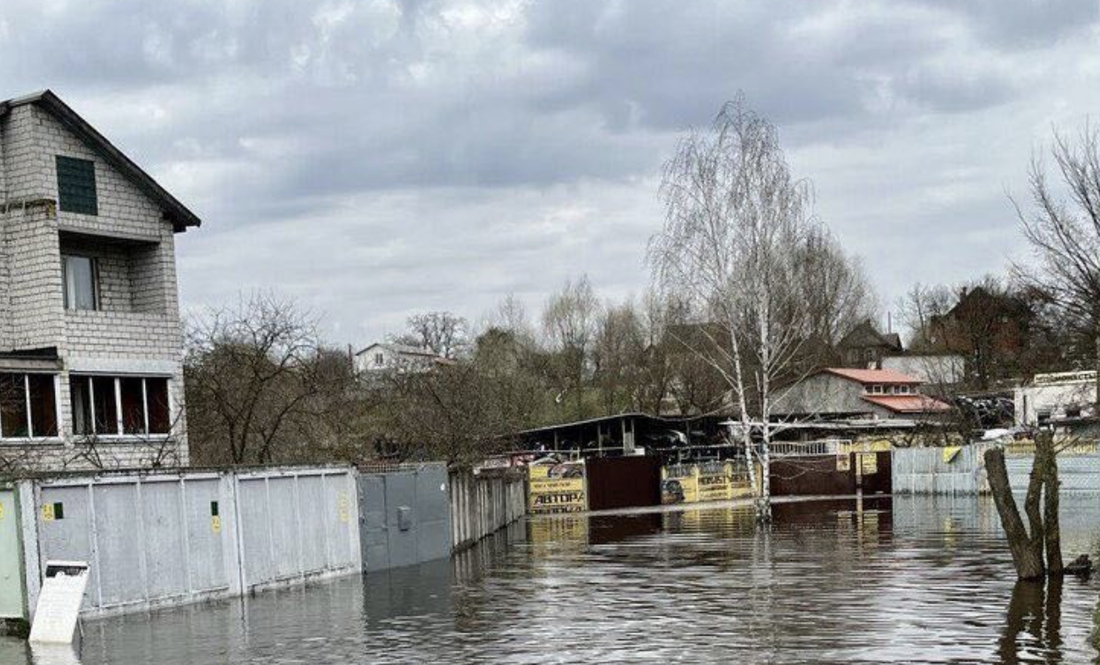 Рекордний паводок Гомелі: колишне місто-побратим Чернігова попливло