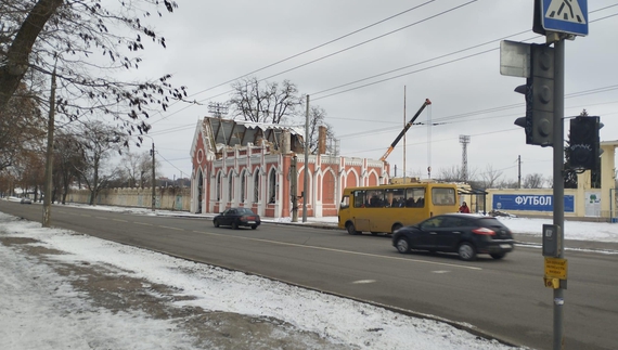 Чернігівську бібліотеку для юнацтва у грудні почали консервувати для реставрації навесні