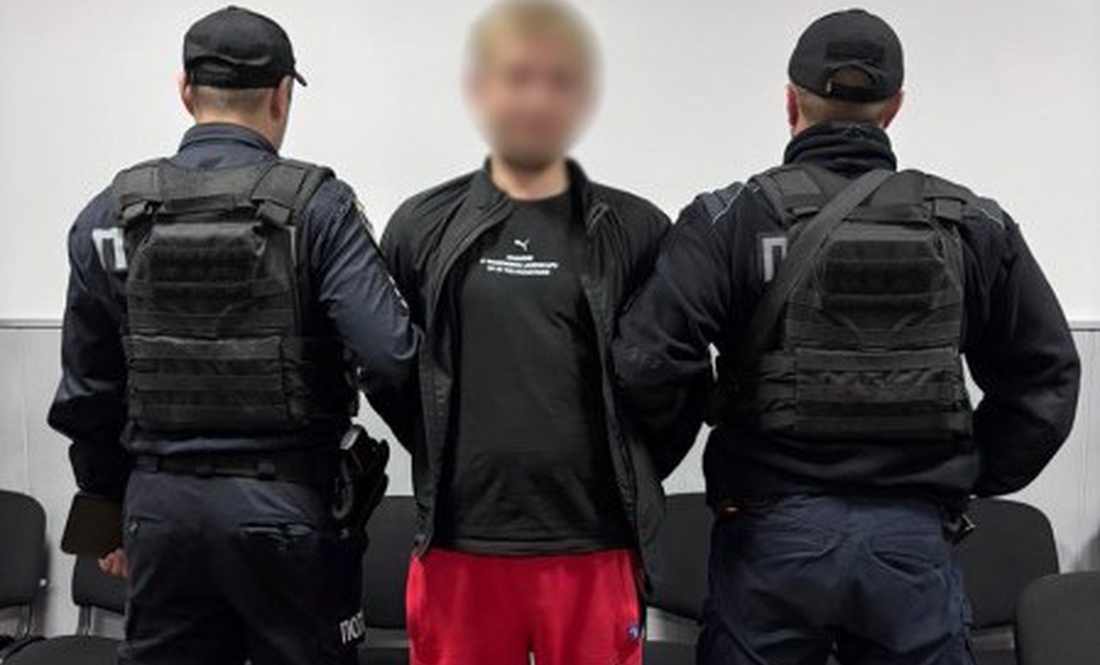 Вдарив жінку по обличчю та пограбував: на Чернігівщині затримали розбійника