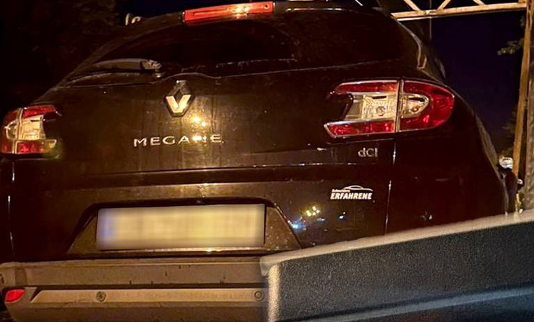 Нетвереза за кермом: у Чернігові патрульні зупинили водійку Renault Megane