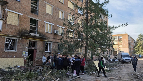 Будинок, у який влучила російська ракета. Прилуки. 9 жовтня 2026 року