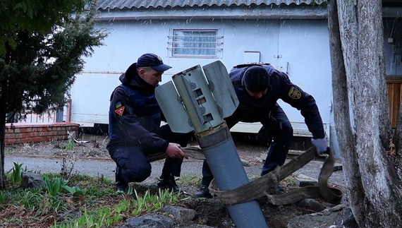 Чернігівським піротехнікам допомагають колеги з Луганщини