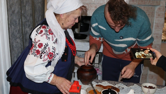 Пісний захолод із бобів готують на Чернігівщині - господині поділилися рецептом