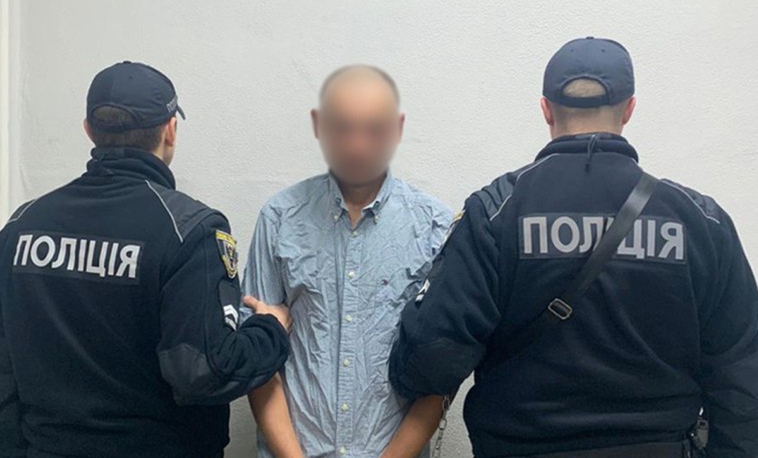 Пограбування серед білого дня: 31-річний чернігівець напав на перехожого