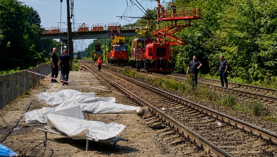 Наслідки удару по станції Квітневе