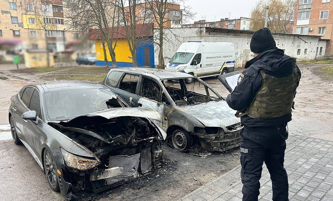 На Чернігівщині затримали палія авто: зловмиснику загрожує до 10 років ув’язнення