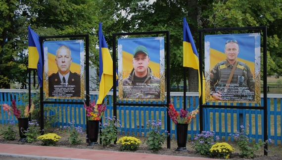 "Місце, де можна помовчати": у громаді з'явилася Алея пам’яті загиблих земляків