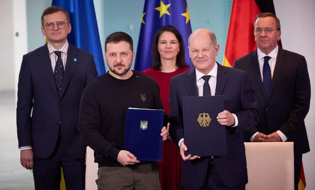 Зеленський та Макрон підписали безпекову угоду