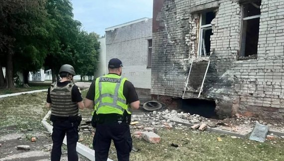 Поранені люди, пошкоджено школу та будинки: наслідки атаки "гераней" на Чернігів