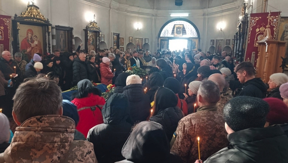 Загинули в один день: у Чернігові поховали трьох бійців