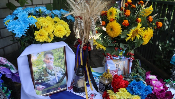 У громаді поховали бійця, який загинув у бою на Запоріжжі