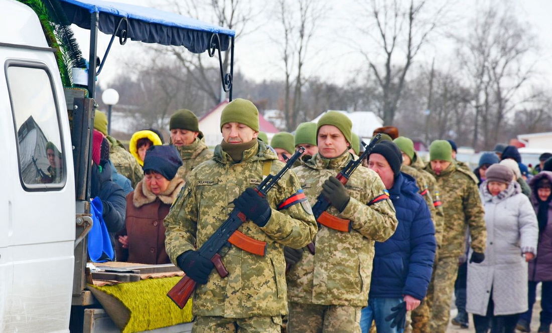 На Чернігівщині поховали бійця, який загинув під Кліщіївкою на Донеччині