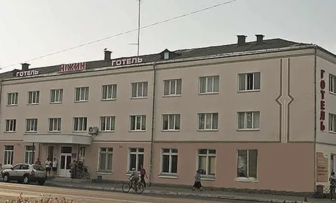 На готель «Ніжин» за 800 тисяч доларів покупця не знайшлось: продають частинами