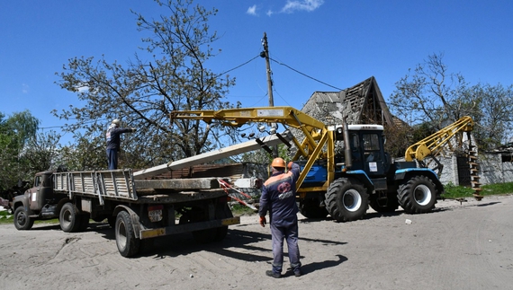 Дороги, газ та електрика: як відновлюється Чернігівщина