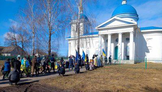 У громаді на Чернігівщині поховали загиблого під Бахмутом бійця