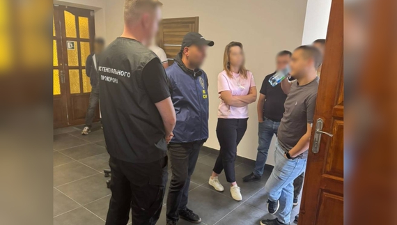 Відомого адвоката з Чернігова затримали на хабарі: хто він