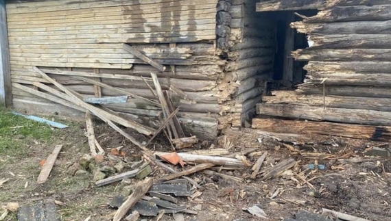 Уламок потрапив у скроню: вороги вбили 25-річну дівчину під час обстрілу села біля кордону