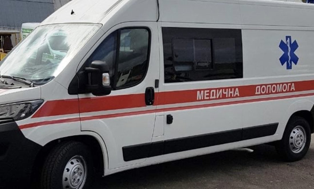 Батько із сином працюють на "швидкій": приймали пологи вдома