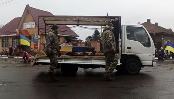 Загинув біля Авдіївки: на Чернігівщині поховали бійця ЗСУ