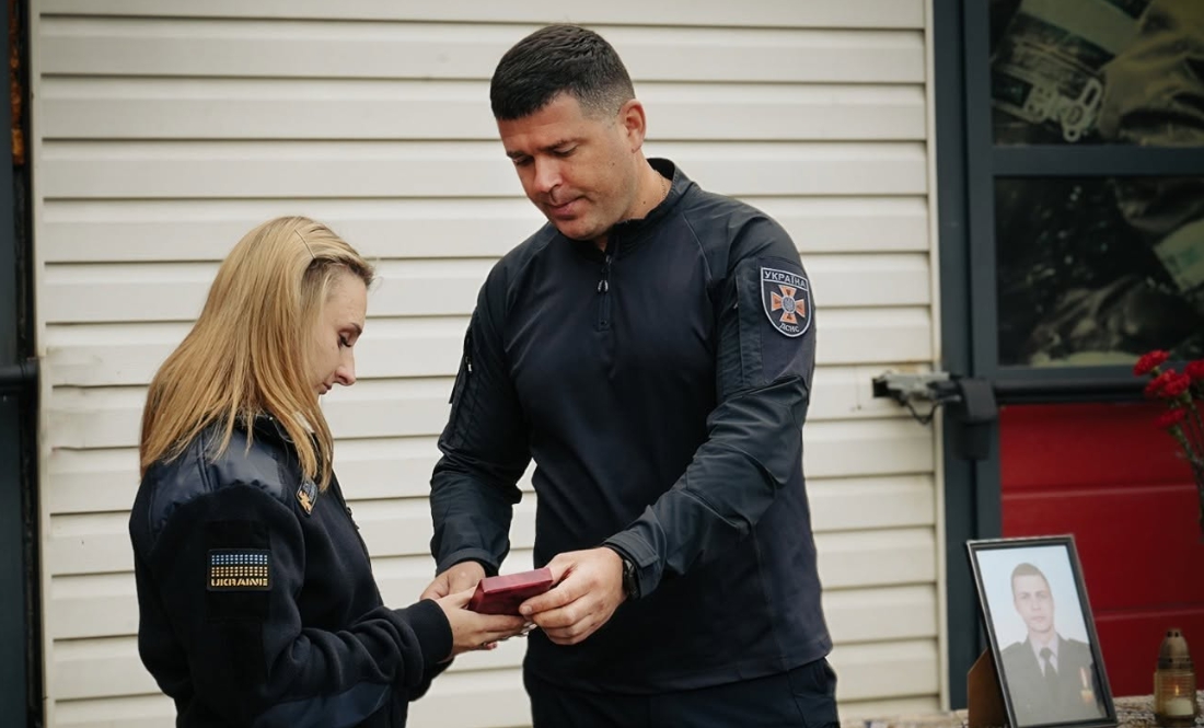 Родині загиблого рятувальника з Чернігівщини вручили державну нагороду