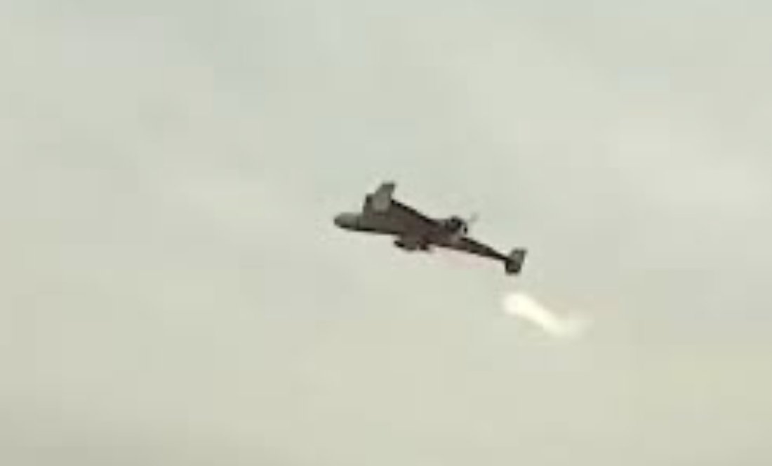 Вибухи у Чернігові: протягом дня росіяни атакують обʼєкт інфраструктури