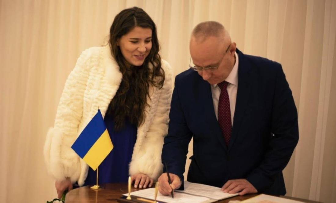 Колишня голова ОДА привітала ексголовкома з чавунним весіллям