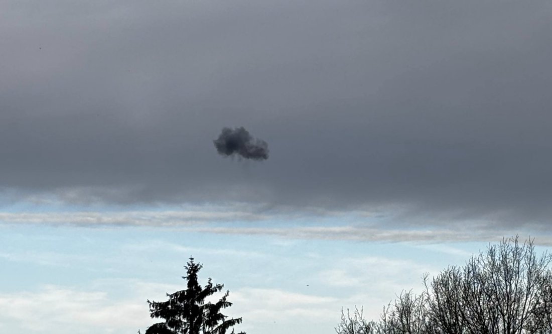 У Чернігові працює ППО. Містяни повідомляють про вибухи