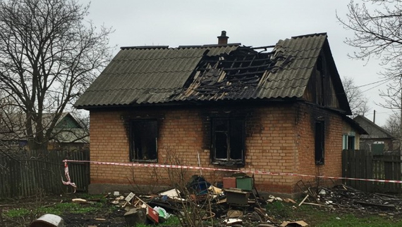 У селі на Чернігівщині через дитячі пустощі горів житловий будинок