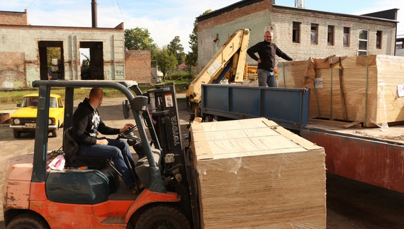 Ще дві громади області отримали будматеріали для відновлення житла