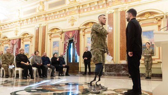 Боєць з Чернігівщини отримав сертифікат на квартиру