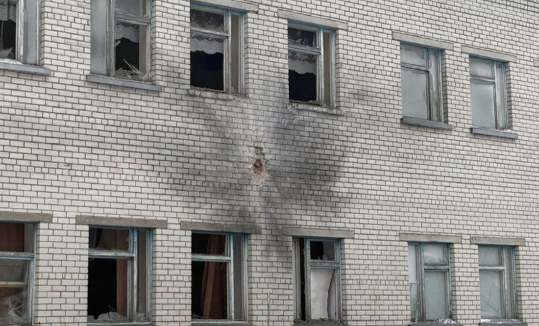 Росіяни обстріляли будівлю школи на Чернігівщині